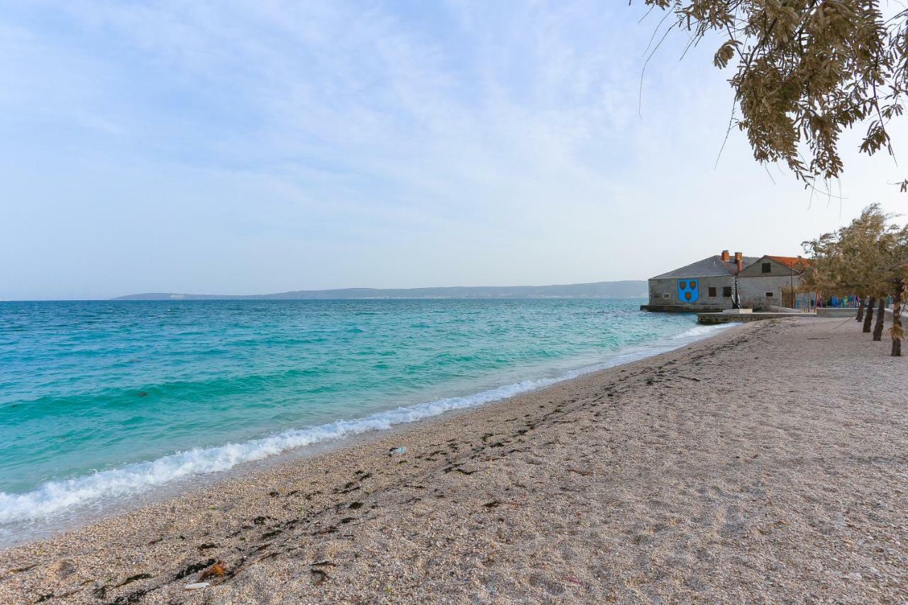 Seafront Apartment In Historical Cippico Castle Kastela Luaran gambar