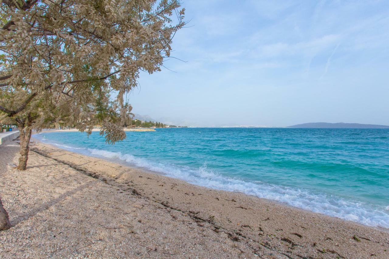 Seafront Apartment In Historical Cippico Castle Kastela Luaran gambar